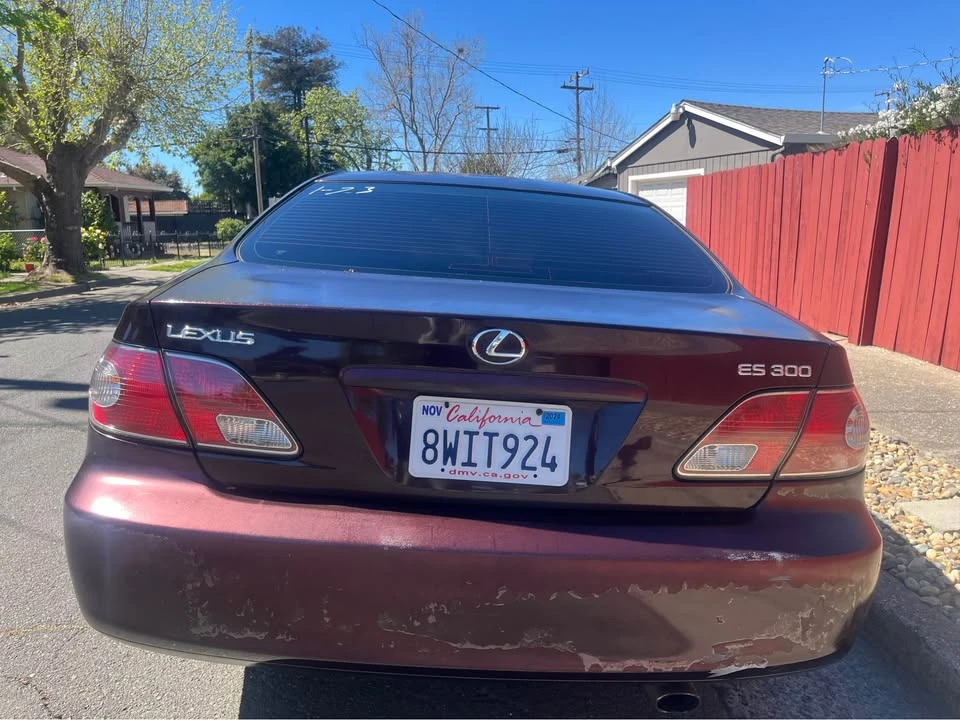 2003 Lexus ES 4th Gen - Image 3 of 8