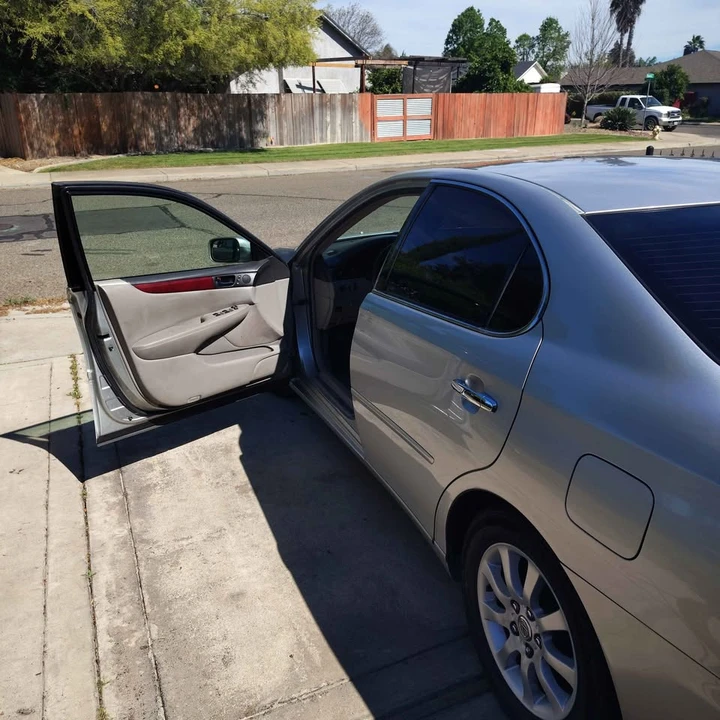 2003 Lexus ES 4th Gen - Image 9 of 12