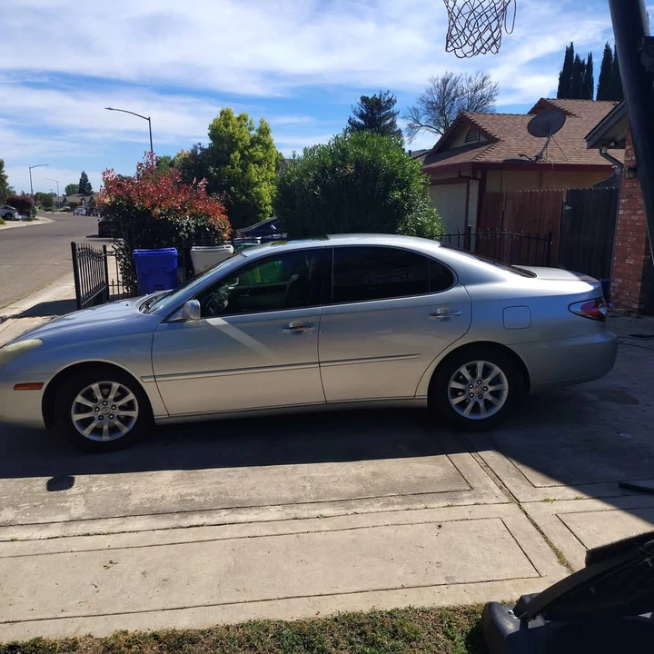 2003 Lexus ES 4th Gen - Image 6 of 12