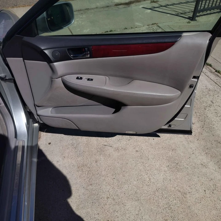 2003 Lexus ES 4th Gen - Image 4 of 12