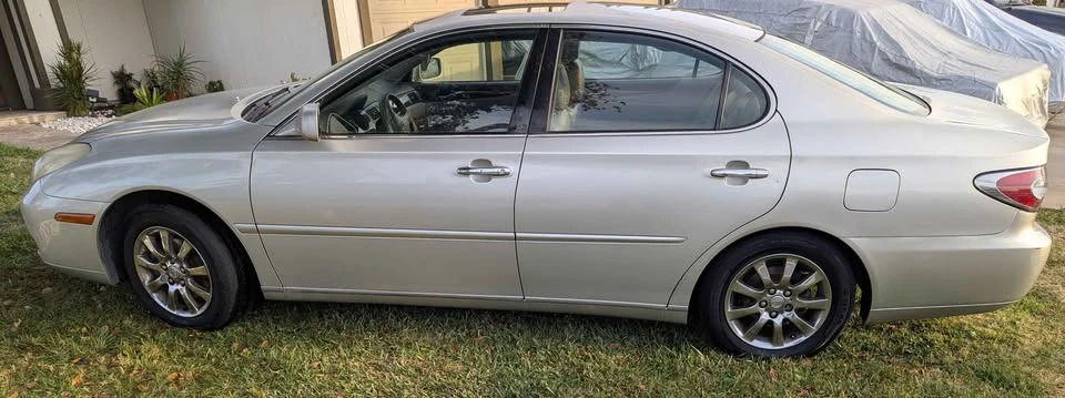 2003 Lexus ES 3rd Gen - Image 2 of 6