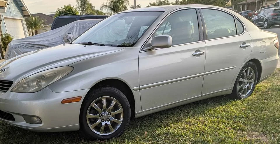 2003 Lexus ES 3rd Gen - Image 4 of 6