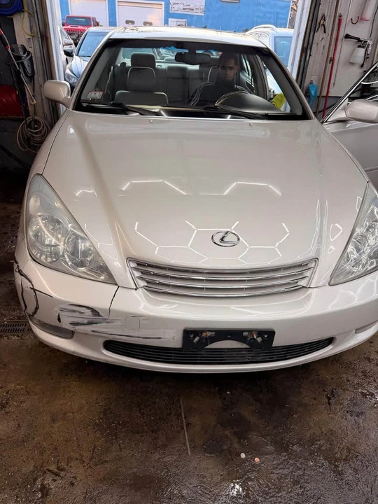 2003 Lexus ES 4th Gen - Image 3 of 10