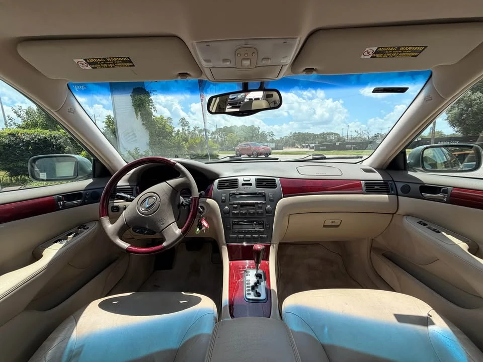 2003 Lexus ES 4th Gen - Image 15 of 15