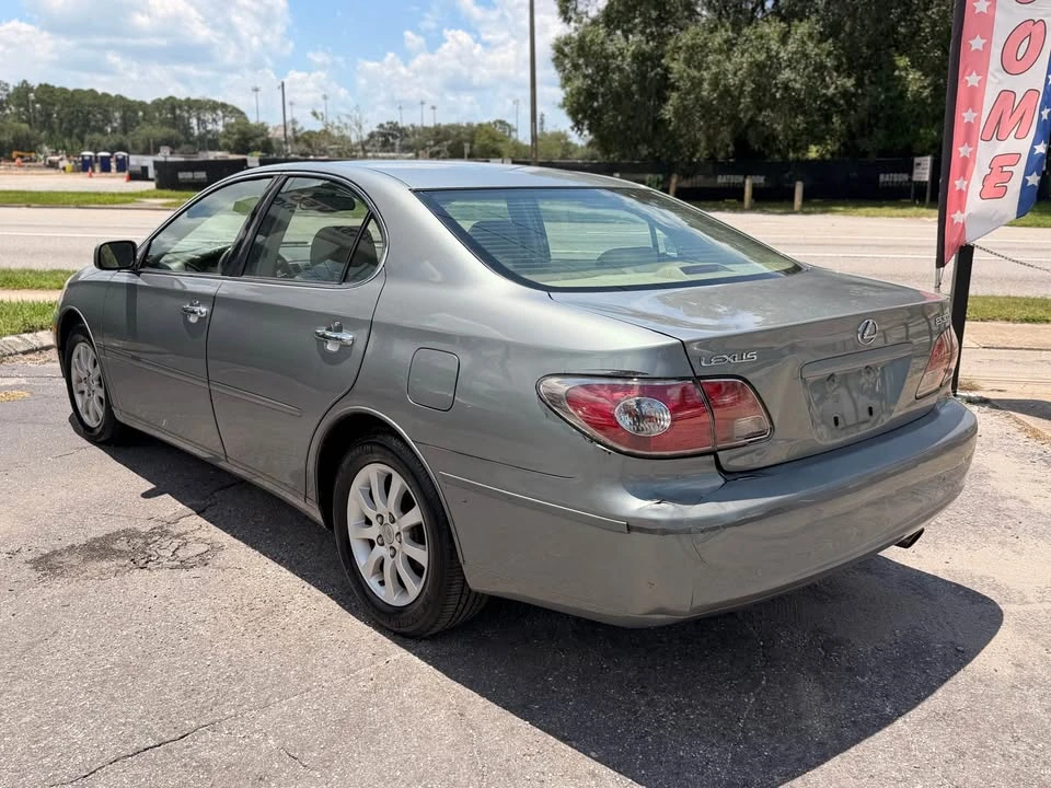 2003 Lexus ES 4th Gen - Image 4 of 15