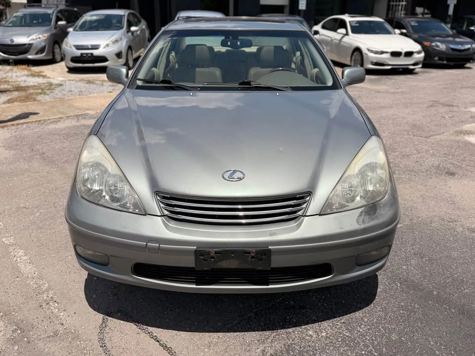 2003 Lexus ES 4th Gen - Image 10 of 15
