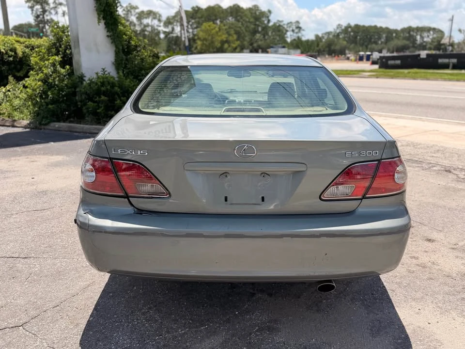2003 Lexus ES 4th Gen - Image 5 of 15
