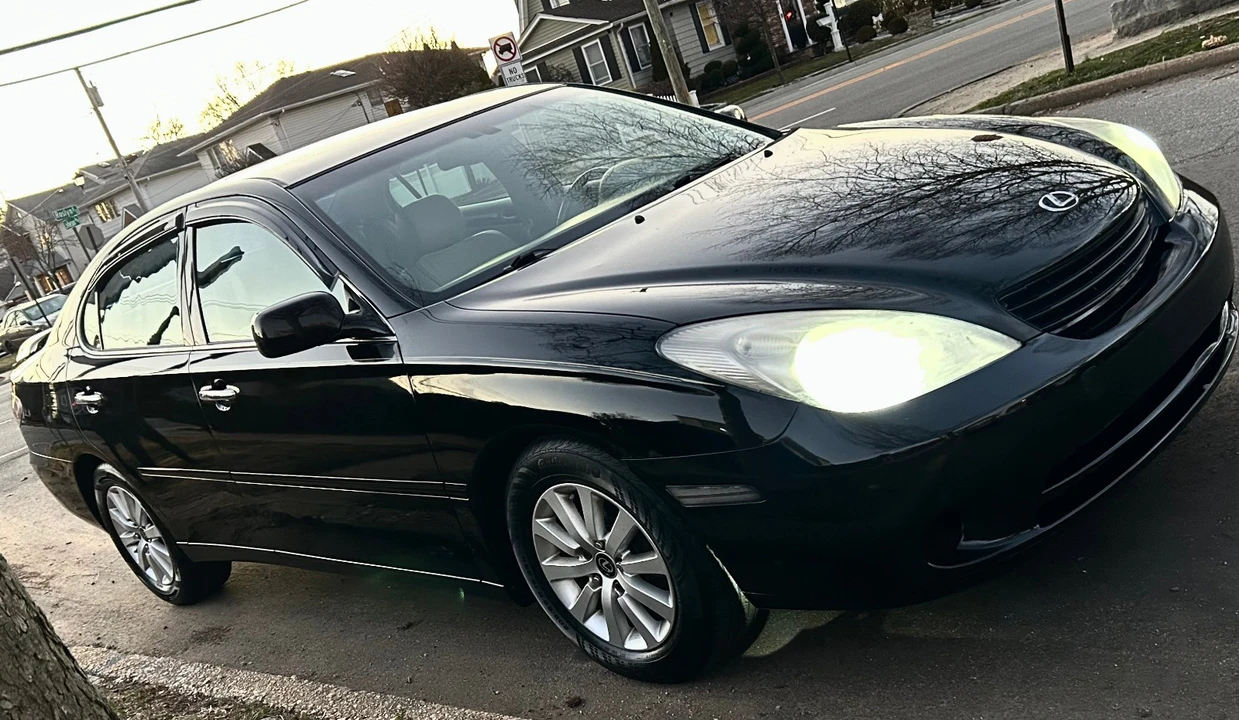 2003 Lexus ES 4th Gen - Image 4 of 12