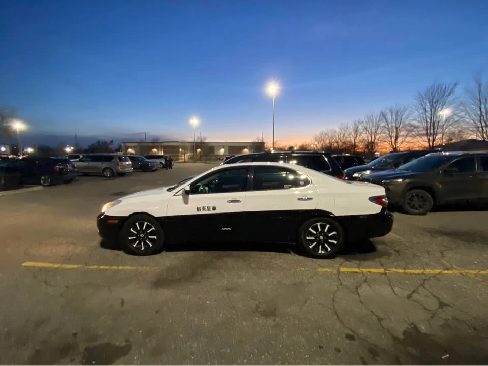 2003 Lexus ES 4th Gen - Image 5 of 15