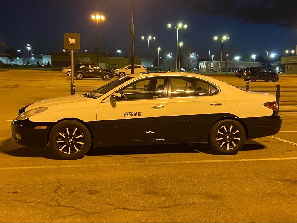 2003 Lexus ES 4th Gen - Image 2 of 15