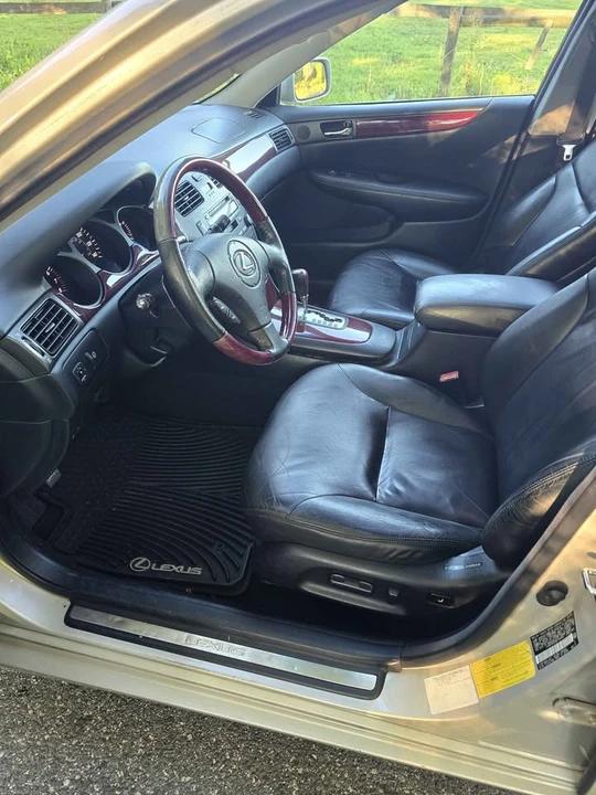 2003 Lexus ES 4th Gen - Image 7 of 12