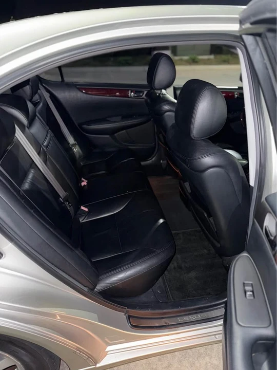 2003 Lexus ES 3rd Gen - Image 8 of 13