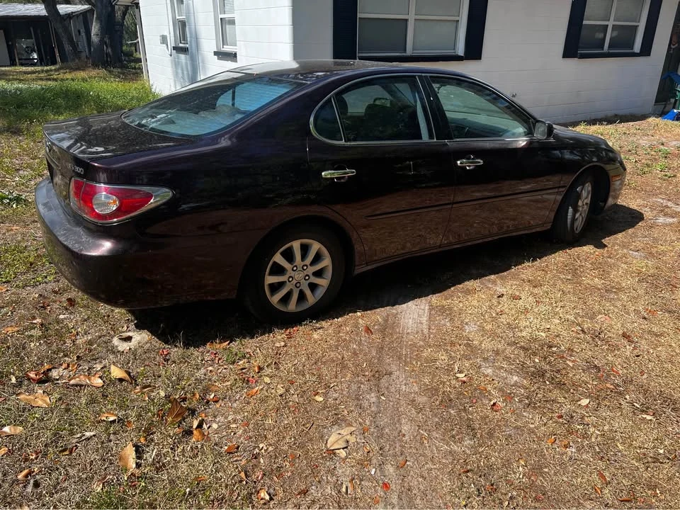 2003 Lexus ES 3rd Gen - Image 3 of 5