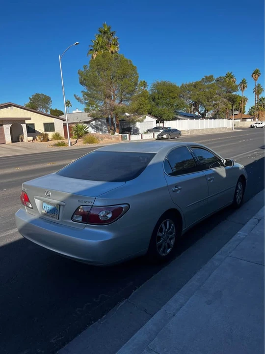 2003 Lexus ES 3rd Gen - Image 3 of 6