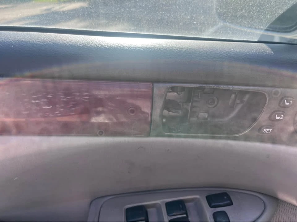 2003 Lexus ES 3rd Gen - Image 4 of 8