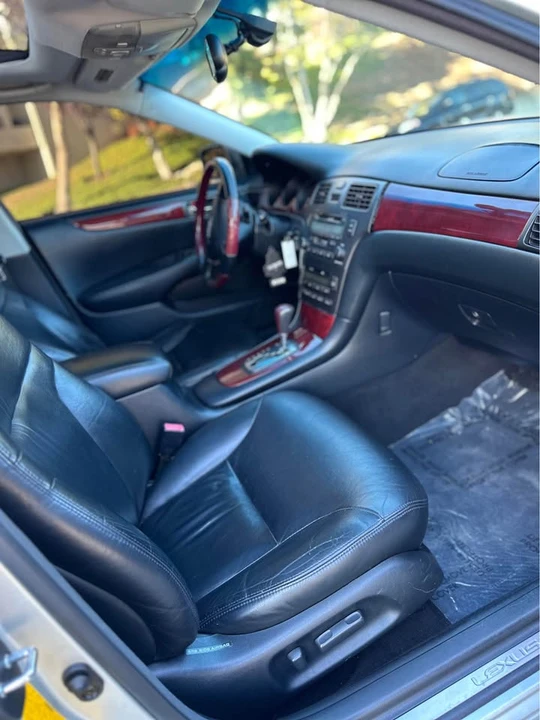 2003 Lexus ES 4th Gen - Image 5 of 20