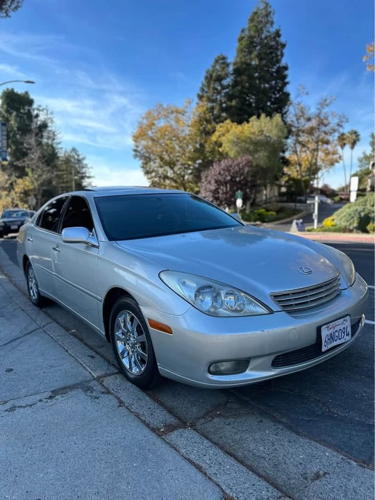 2003 Lexus ES 4th Gen - Image 19 of 20