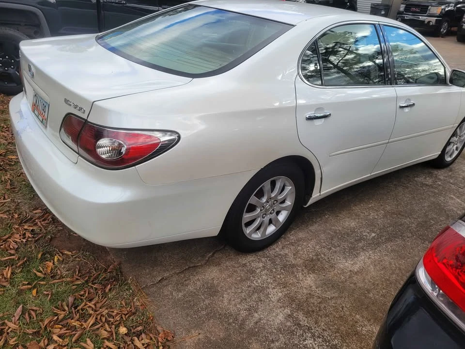 2003 Lexus ES 4th Gen - Image 6 of 9