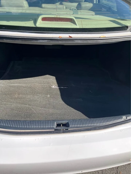 2003 Lexus ES 3rd Gen - Image 10 of 10