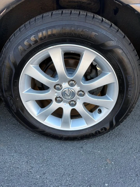 2003 Lexus ES 3rd Gen - Image 16 of 16