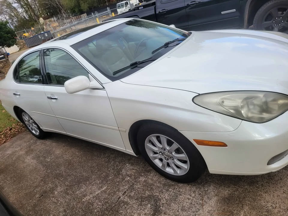 2003 Lexus ES 4th Gen - Image 7 of 9
