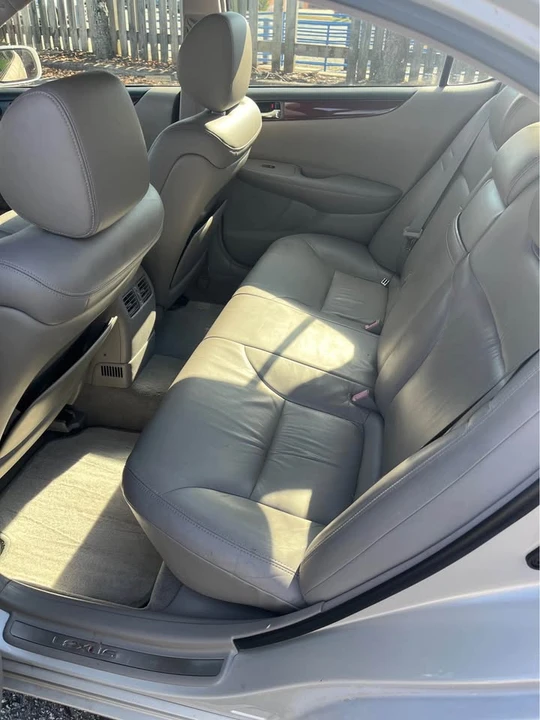 2003 Lexus ES 3rd Gen - Image 3 of 10