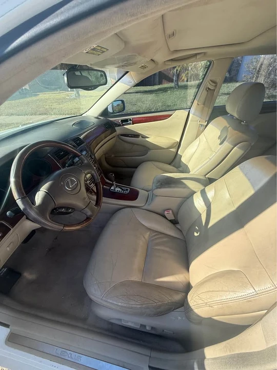 2003 Lexus ES 3rd Gen - Image 5 of 8