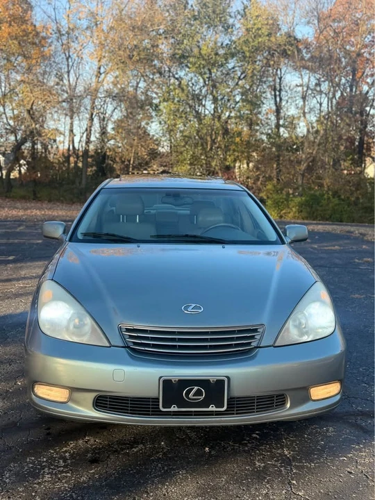 2003 Lexus ES 3rd Gen - Image 6 of 12