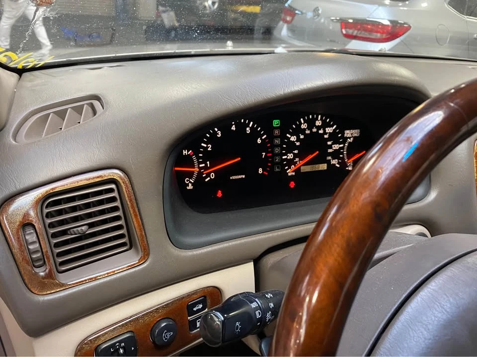 2003 Lexus ES 3rd Gen - Image 9 of 9