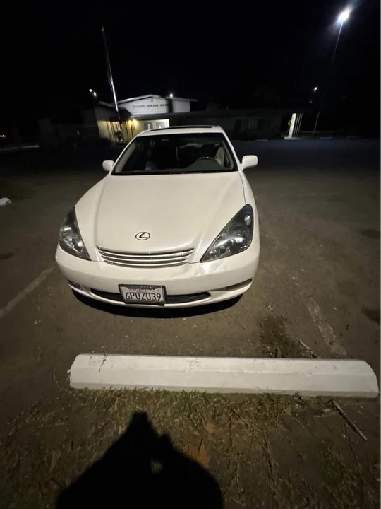 2003 Lexus ES 3rd Gen - Image 3 of 3