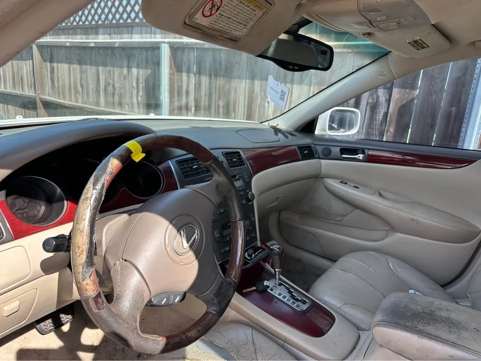 2003 Lexus ES 3rd Gen - Image 3 of 4