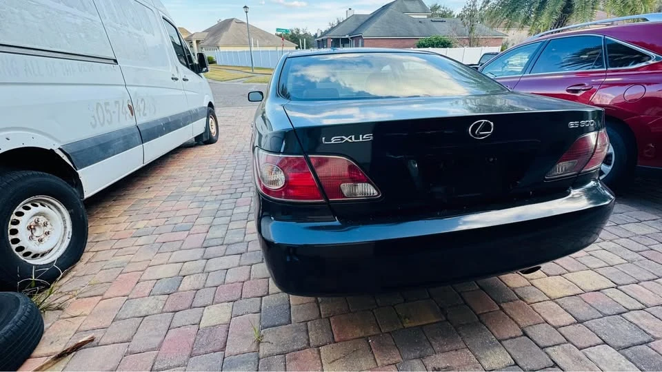 2003 Lexus ES 3rd Gen - Image 3 of 7