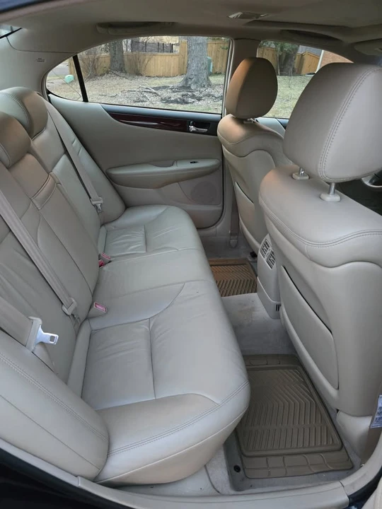 2003 Lexus ES 3rd Gen - Image 17 of 20