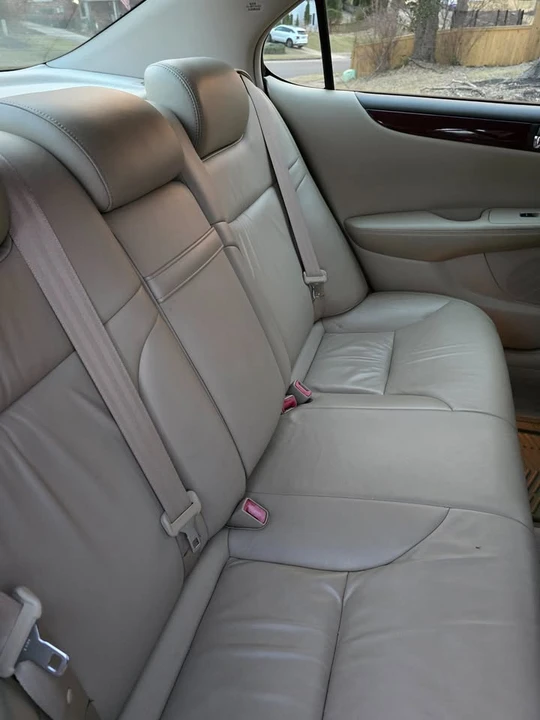 2003 Lexus ES 3rd Gen - Image 16 of 20