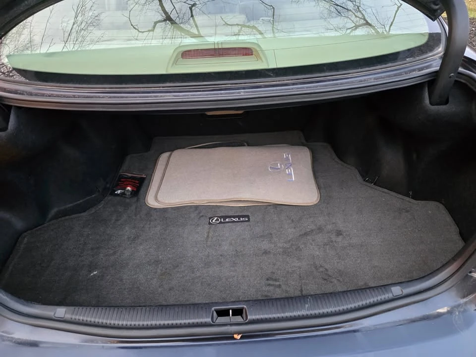 2003 Lexus ES 3rd Gen - Image 10 of 20