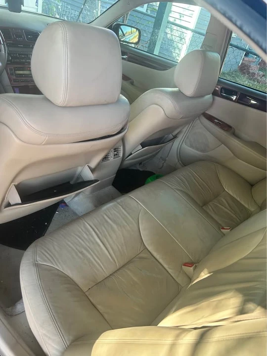 2003 Lexus ES 3rd Gen - Image 3 of 4