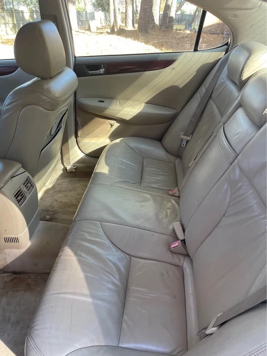 2003 Lexus ES 3rd Gen - Image 7 of 11