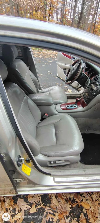 2003 Lexus ES 3rd Gen - Image 6 of 7