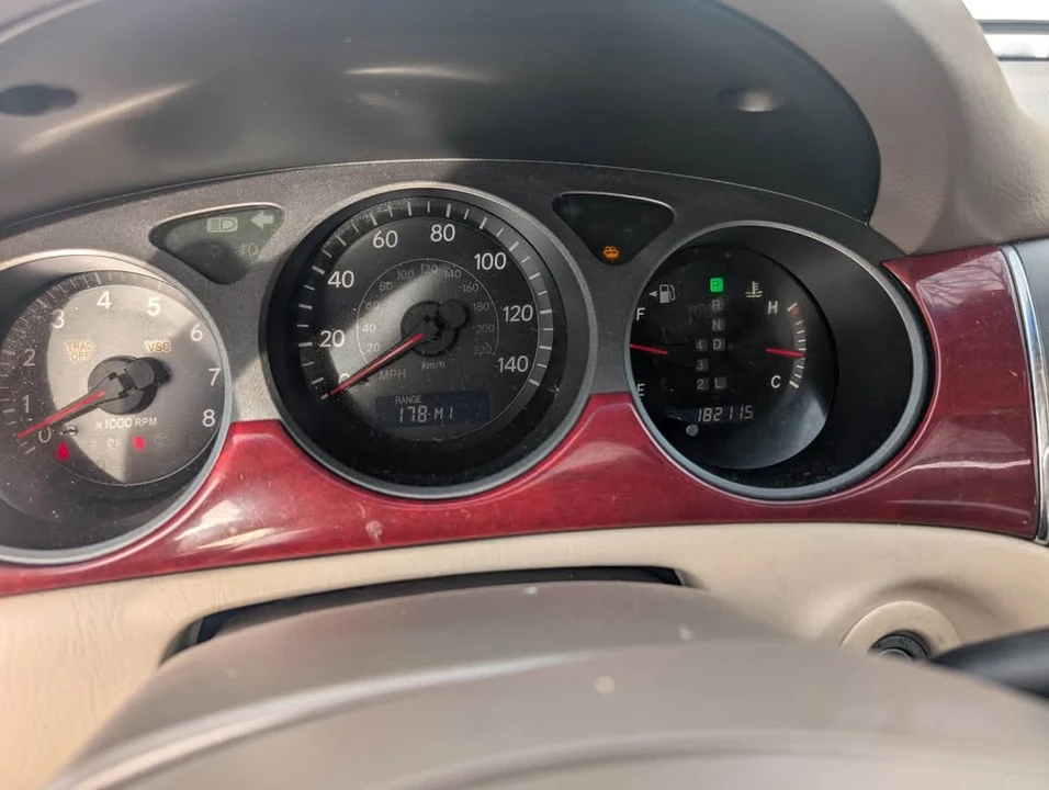2003 Lexus ES 3rd Gen - Image 6 of 6