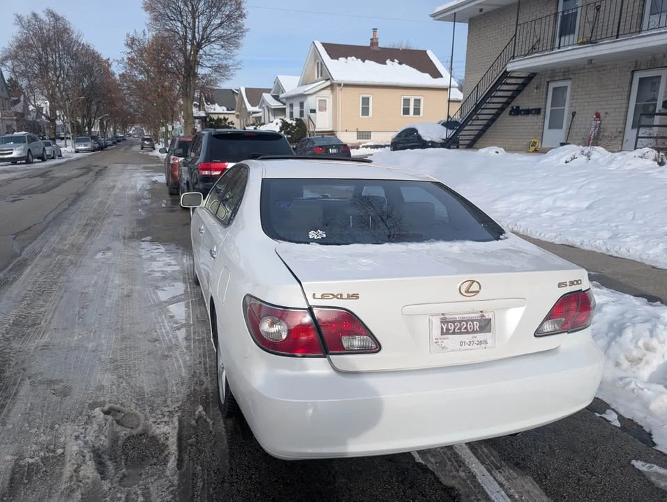 2003 Lexus ES 3rd Gen - Image 2 of 6