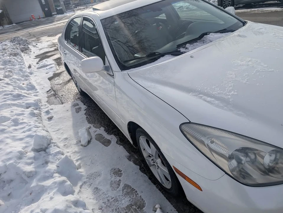 2003 Lexus ES 3rd Gen - Image 3 of 6