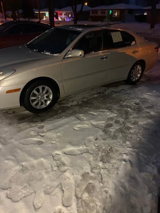 2003 Lexus ES 4th Gen - Image 2 of 2
