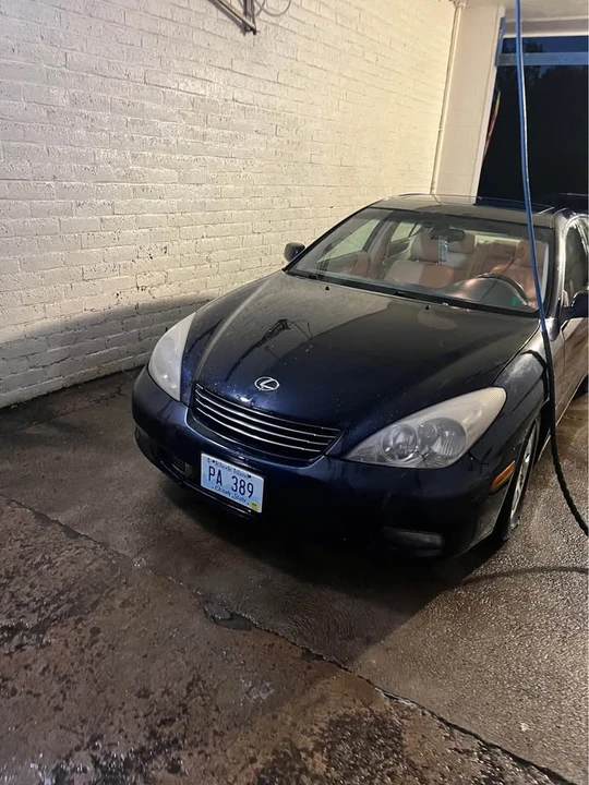 2003 Lexus ES 3rd Gen - Image 2 of 8