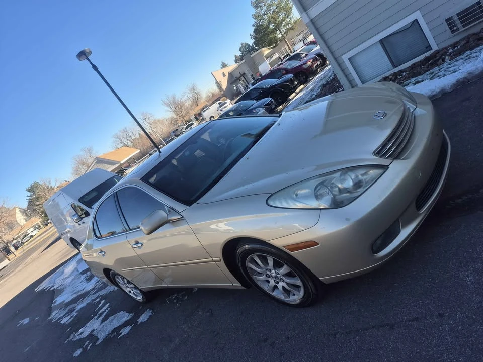 2003 Lexus ES 3rd Gen - Image 7 of 12