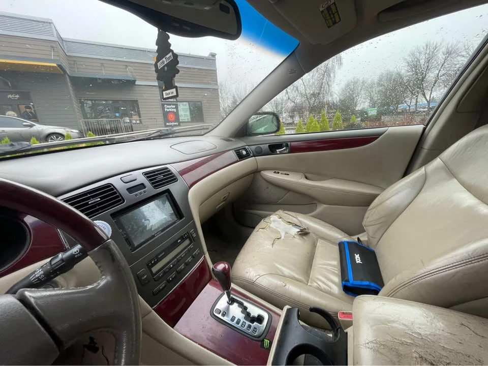 2003 Lexus ES 3rd Gen - Image 3 of 8