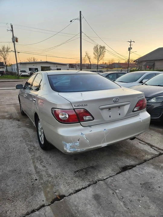 2003 Lexus ES 3rd Gen - Image 3 of 6
