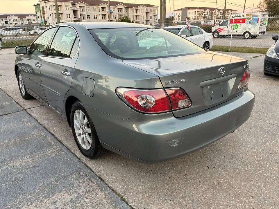 2003 Lexus ES 3rd Gen - Image 6 of 15