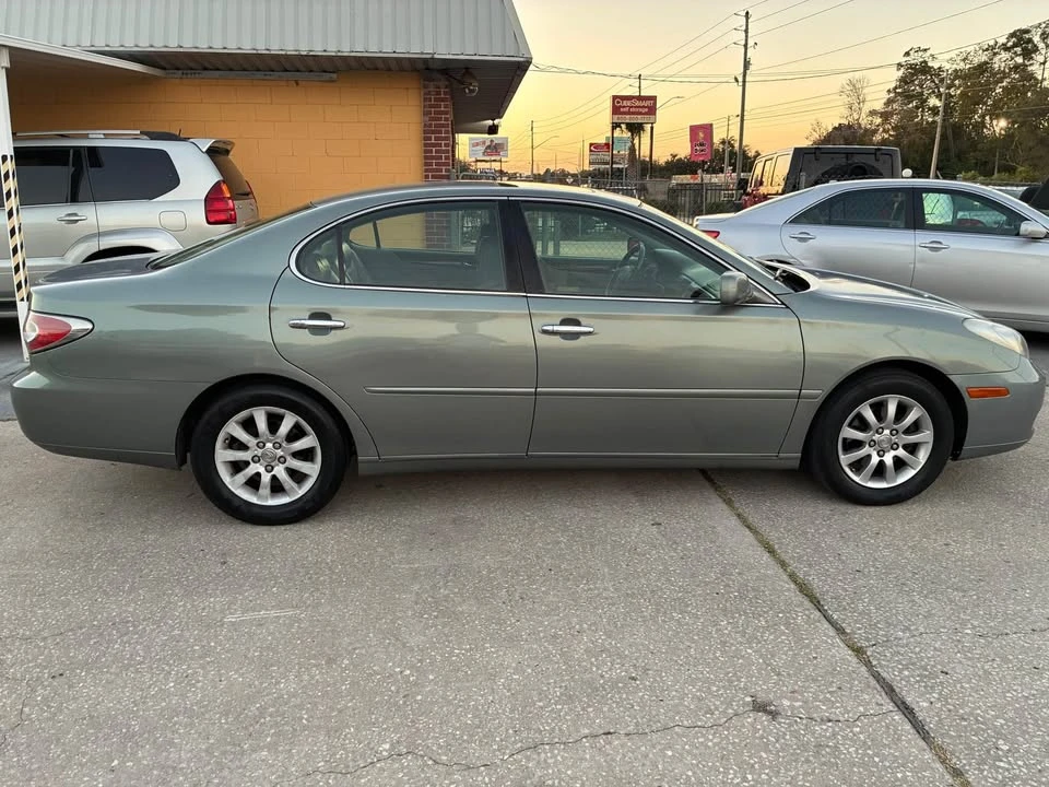 2003 Lexus ES 3rd Gen - Image 7 of 15