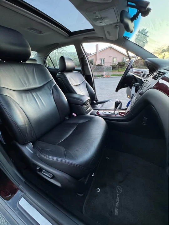 2003 Lexus ES 3rd Gen - Image 16 of 19