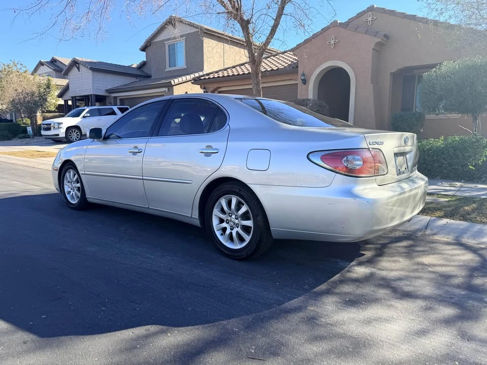 2003 Lexus ES 4th Gen - Image 4 of 6